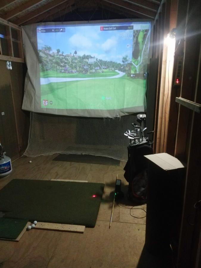 Click image for larger version

Name:	ShedGolf2.jpg
Views:	1665
Size:	61.5 KB
ID:	259774