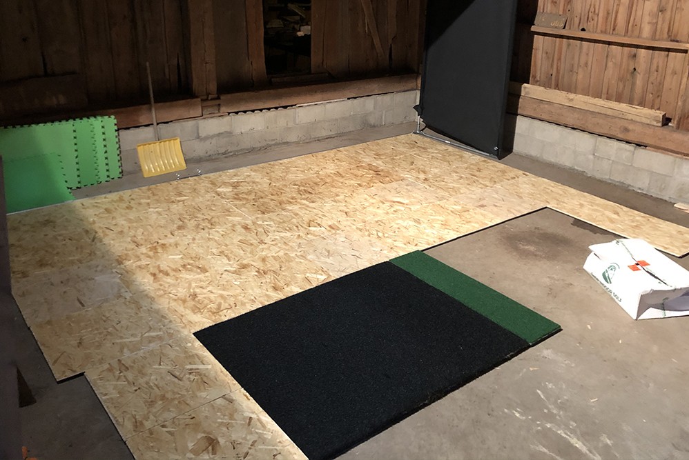 Click image for larger version  Name:	floor_panels.jpg Views:	26 Size:	158.4 KB ID:	353125