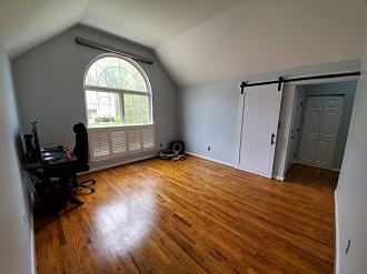 Click image for larger version  Name:	RoomPic2.jpg Views:	0 Size:	48.6 KB ID:	367434