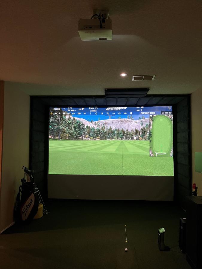 Click image for larger version  Name:	golfSim.Pic22.jpg Views:	0 Size:	49.2 KB ID:	376799