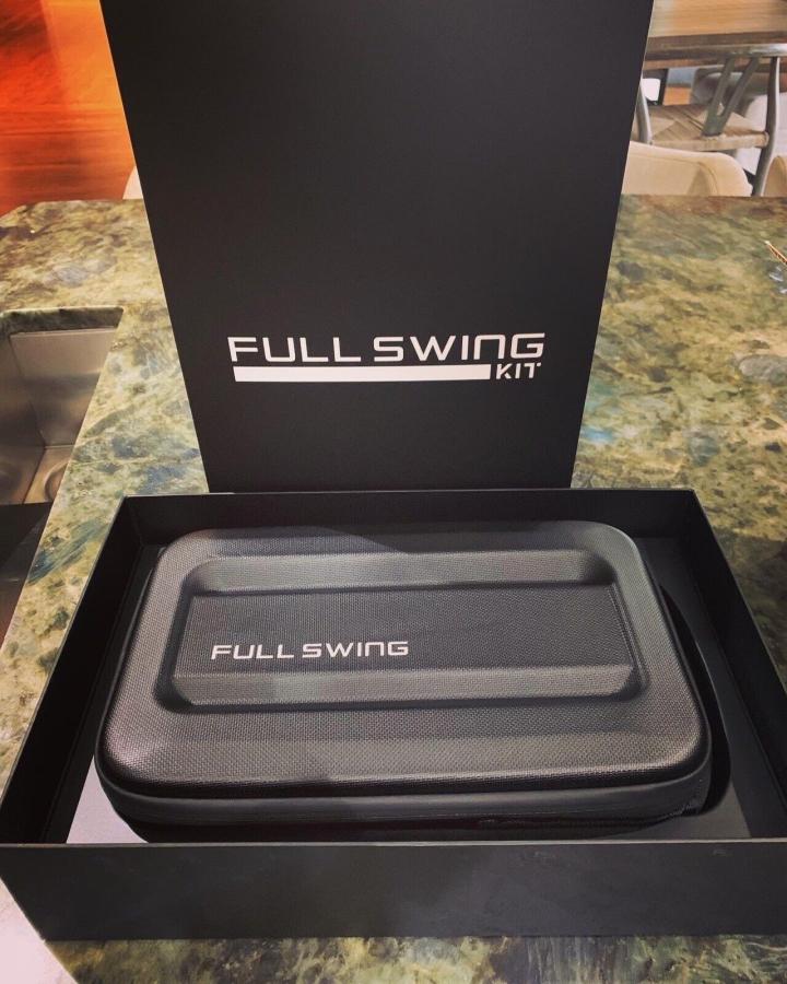 Click image for larger version

Name:	full swing b.jpg
Views:	207
Size:	80.2 KB
ID:	379052