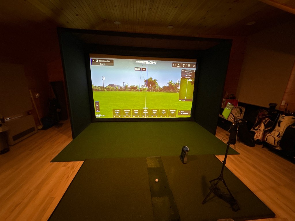 Click image for larger version

Name:	simroom3.jpg
Views:	660
Size:	123.1 KB
ID:	397216